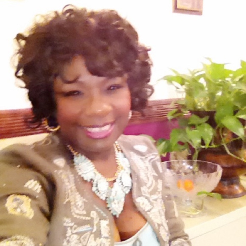 Meet your Posher, Shirley I Love Fashion!